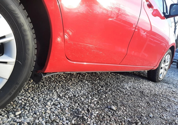 Toyota Yaris cena 30800 przebieg: 159000, rok produkcji 2011 z Zbąszyń małe 436